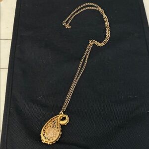 Vintage necklace from the 1970’s. Made by Vivian Woodward.